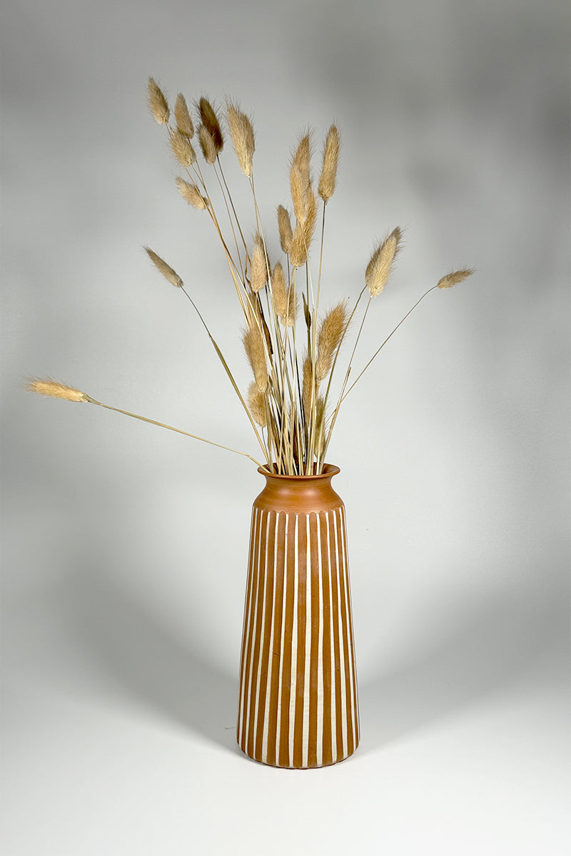 Linear Charm Terracotta Vase