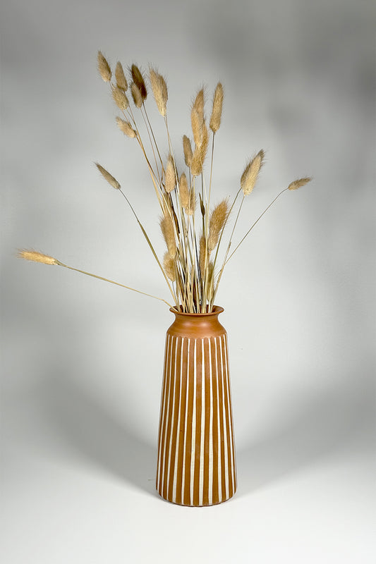 Linear Charm Terracotta Vase